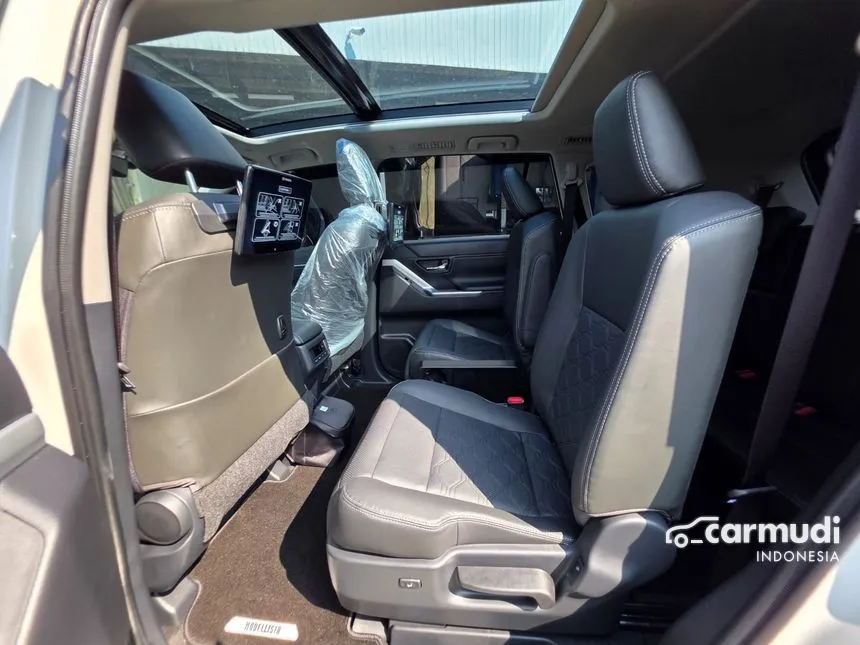 2025 Toyota Kijang Innova Zenix Q HV TSS Modellista (Premium Color) MPV