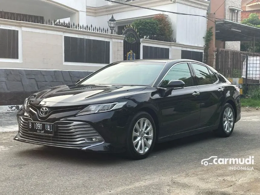 2020 Toyota Camry V Sedan