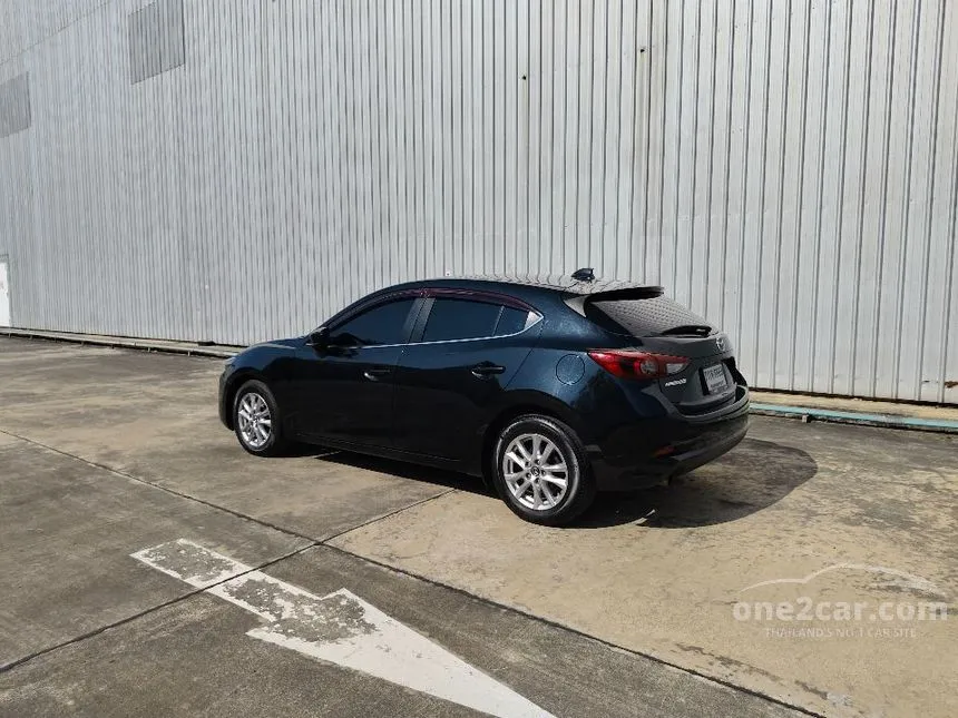 2018 Mazda 3 C Sedan