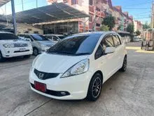 2009 Honda JAZZ 1.5 (ปี 08-14) V Hatchback