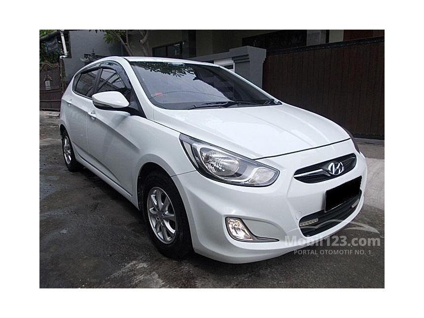 2012 Hyundai Avega Sedan