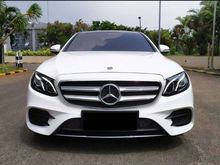 LIKE NEW 2018 Mercedes-Benz E300 2.0 AMG Automatic