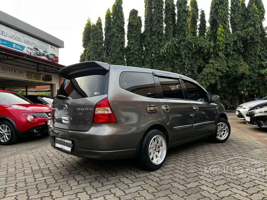 2011 Nissan Grand Livina XV MPV