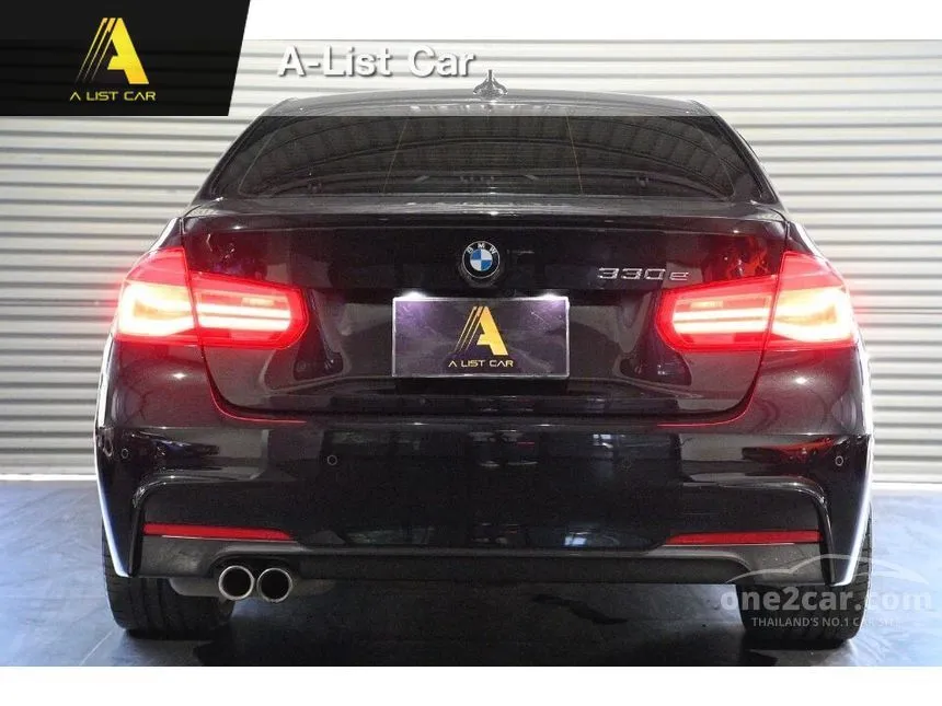 2018 BMW 330e Sedan
