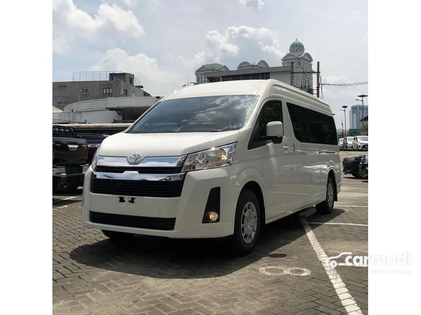 2025 Toyota Hiace Premio Van