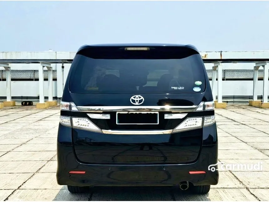 2013 Toyota Vellfire Z Van Wagon