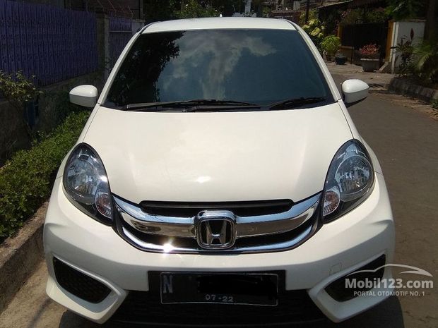 Honda Brio Mobil bekas dijual di Malang Jawa-timur 