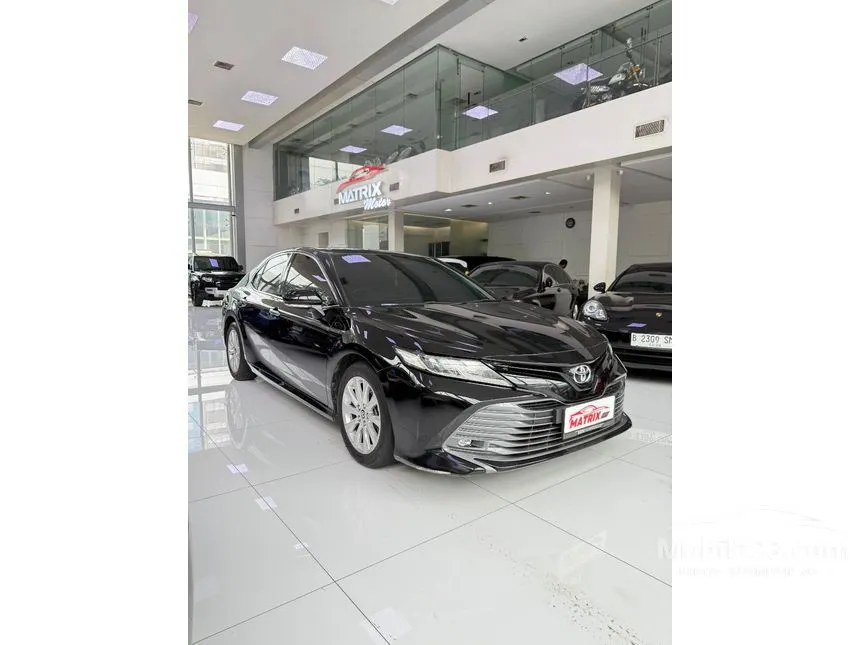 2020 Toyota Camry V Sedan
