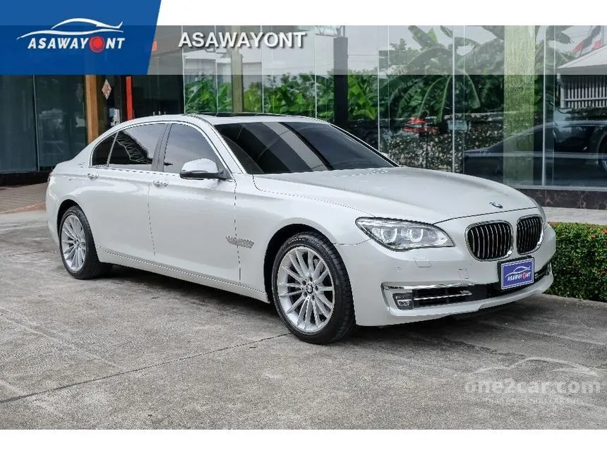 2014 BMW ActiveHybrid 7 L Sedan