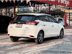2020 Toyota YARIS 1.2 Mid Hatchback