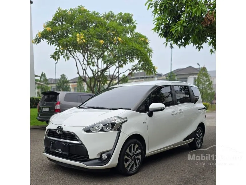 Jual Mobil Toyota Sienta 2016 V 1.5 di Banten Automatic MPV Putih Rp 160.000.000