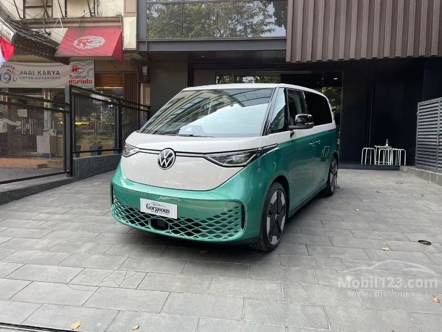 Jual Mobil Volkswagen ID. Buzz 2023 Pro Life 1st Edition di Jawa Barat Automatic Van Wagon Hijau Rp 1.500.000.000
