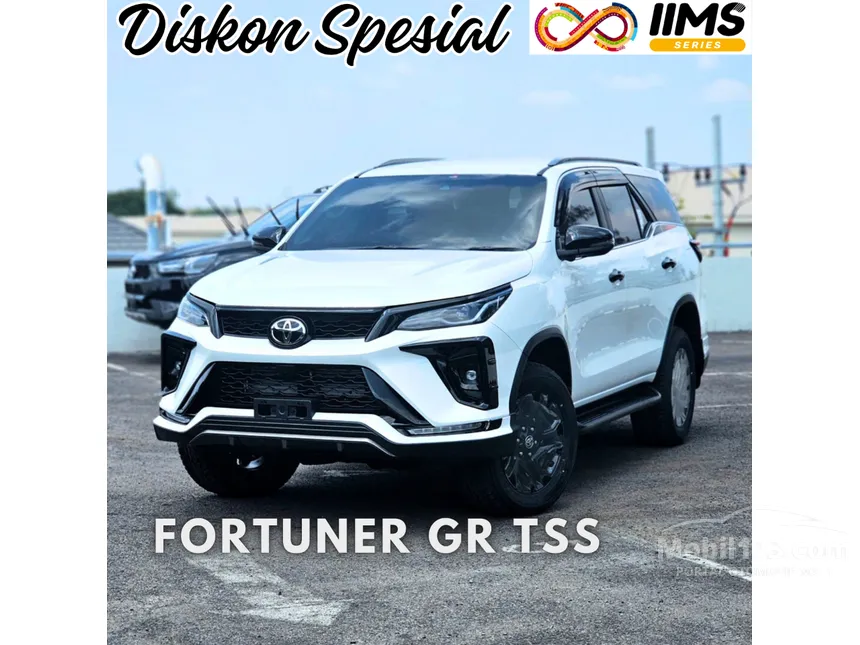 Jual Mobil Toyota Fortuner 2025 VRZ TSS GR Parts Aero Package (Premium Color) 2.8 di DKI Jakarta Automatic SUV Putih Rp 618.800.000