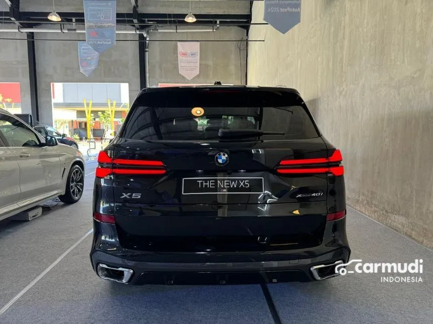 2025 BMW X5 xDrive40i M Sport SUV