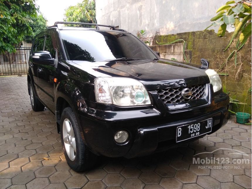 Jual Mobil Nissan X-Trail 2005 ST 2.5 di Banten Automatic 