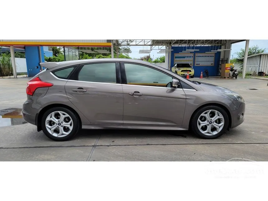 2012 Ford FOCUS Sport Hatchback