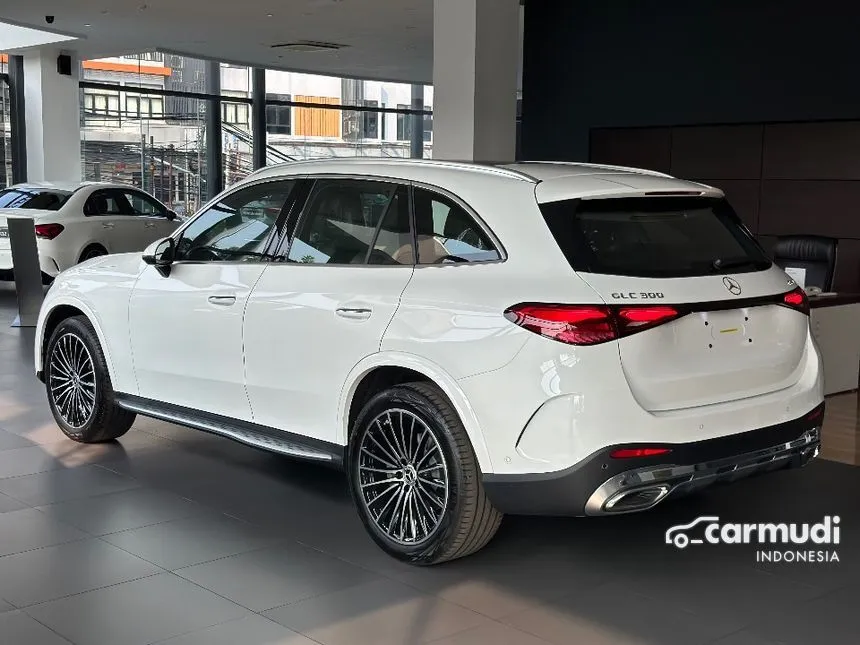 2025 Mercedes-Benz GLC300 AMG Line 4MATIC SUV