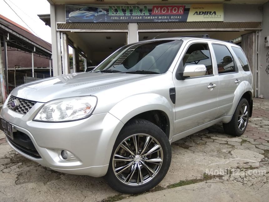 Jual Mobil Ford Escape 2011 Limited 4x2 2 3 Di Banten Automatic Suv Silver Rp 125 000 000 5371421 Mobil123 Com