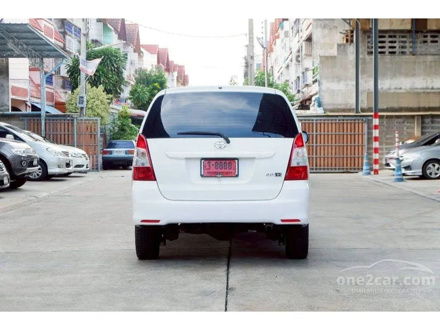 2012 Toyota INNOVA G Option Wagon