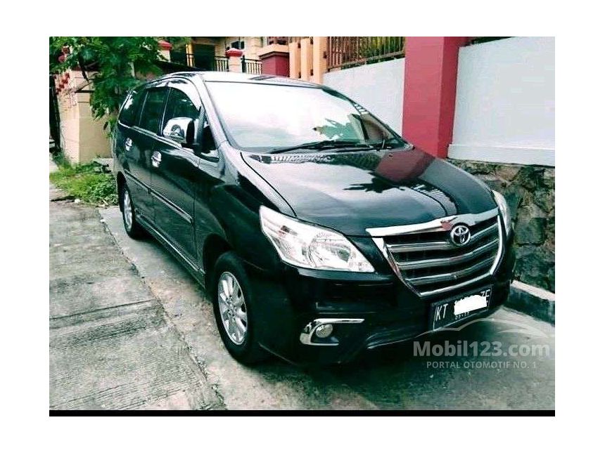 Jual Mobil  Toyota Kijang Innova  2014 V 2 0 di Kalimantan 