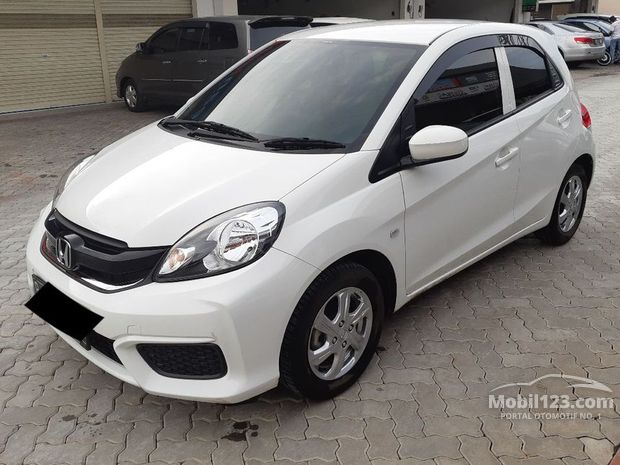 Honda Brio Satya S Mobil bekas dijual di Indonesia - Dari Honda Brio Satya S Mobil bekas dijual di Indonesia - Dari