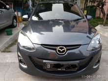 Jual Mazda 2 1.5 V AT tahun 2013 pemakaian 2014