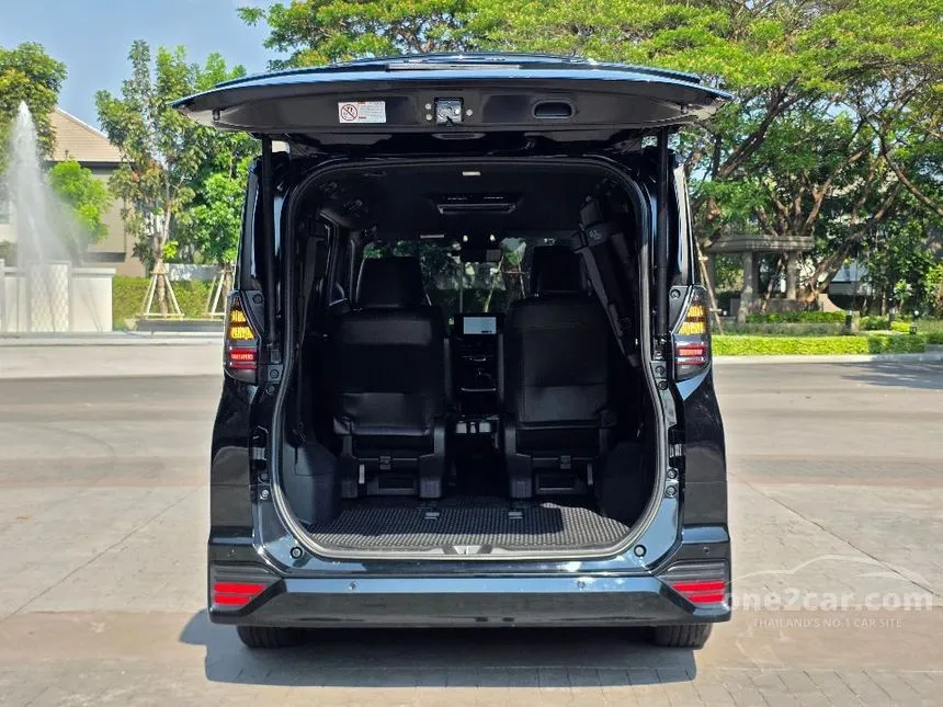 2023 Toyota VOXY SZ Van