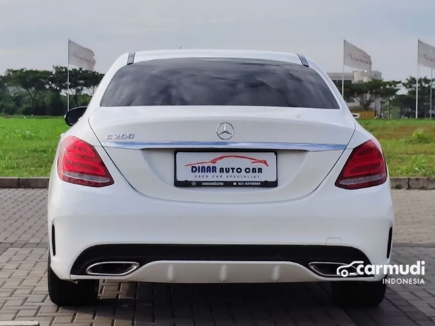 2018 Mercedes-Benz C200 AMG Line Sedan