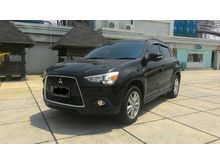 Mitsubishi Outlander PX AT Hitam 2013 Pemakaian 2014
