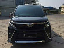 2018 Toyota Voxy 2.0 R80 Wagon