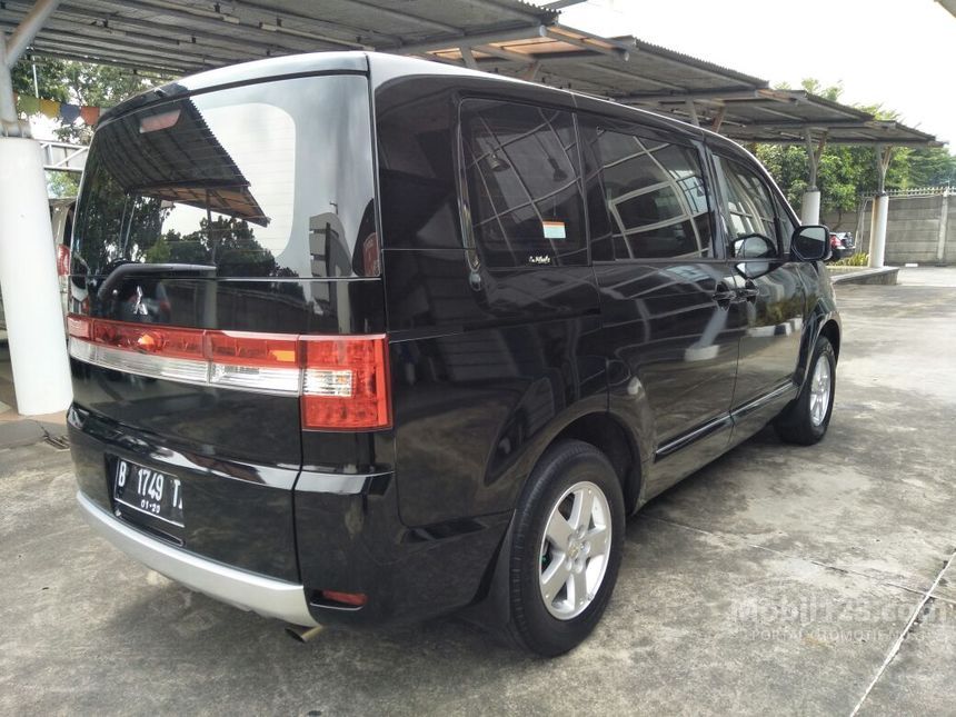 Mitsubishi delica 2014