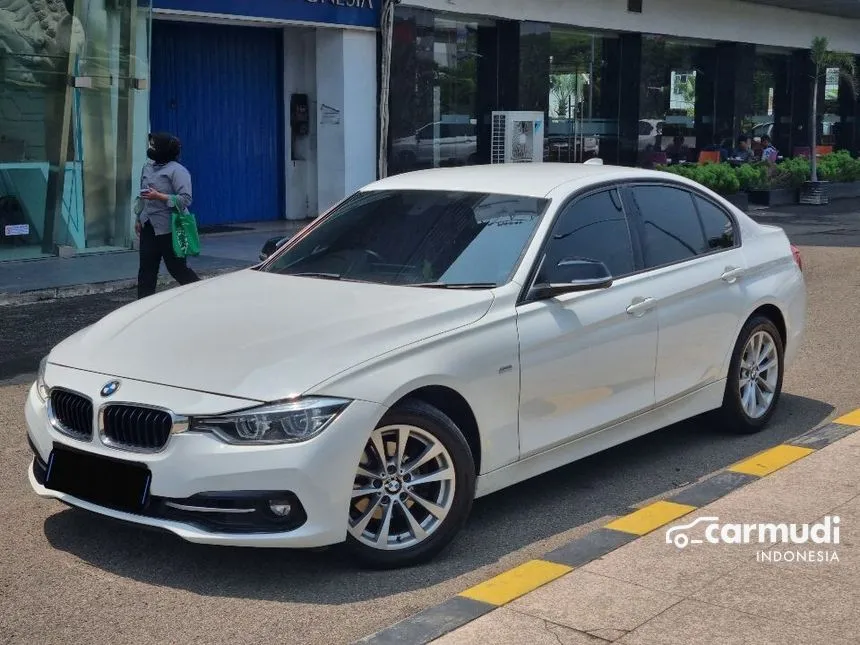 Jual Mobil BMW 320i 2016 Sport 2.0 di DKI Jakarta Automatic Sedan Putih Rp 361.000.000