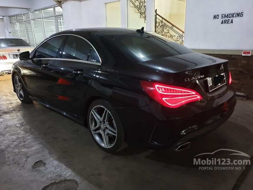 Jual Mobil  Mercedes  Benz CLA200 2014 Sport  1 6 di Sulawesi 