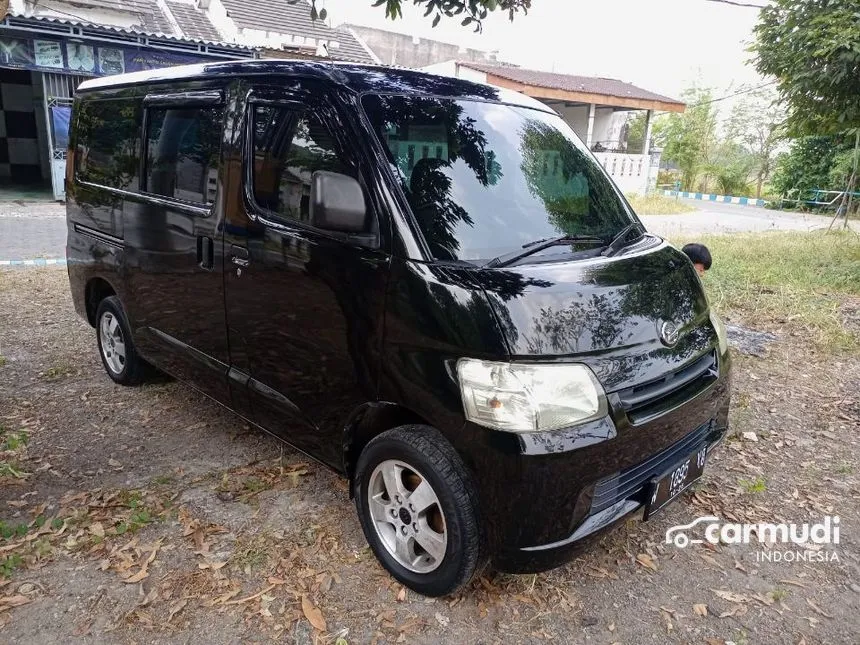 2011 Daihatsu Gran Max D Van