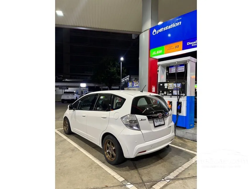 2011 Honda JAZZ S Hatchback