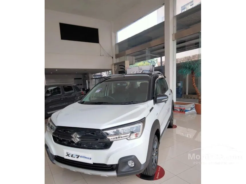Jual Mobil Suzuki XL7 2024 ALPHA Hybrid 1.5 di DKI Jakarta Automatic Wagon Putih Rp 270.300.000
