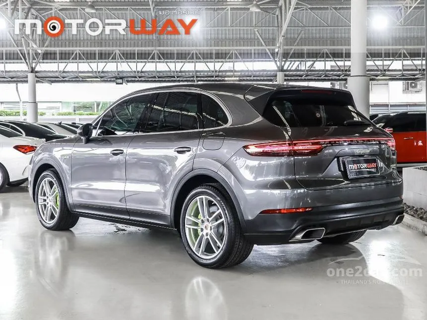 2019 Porsche CAYENNE E-Hybrid SUV