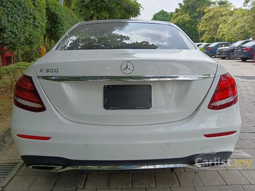 2020 Mercedes-Benz E300 Exclusive Sedan