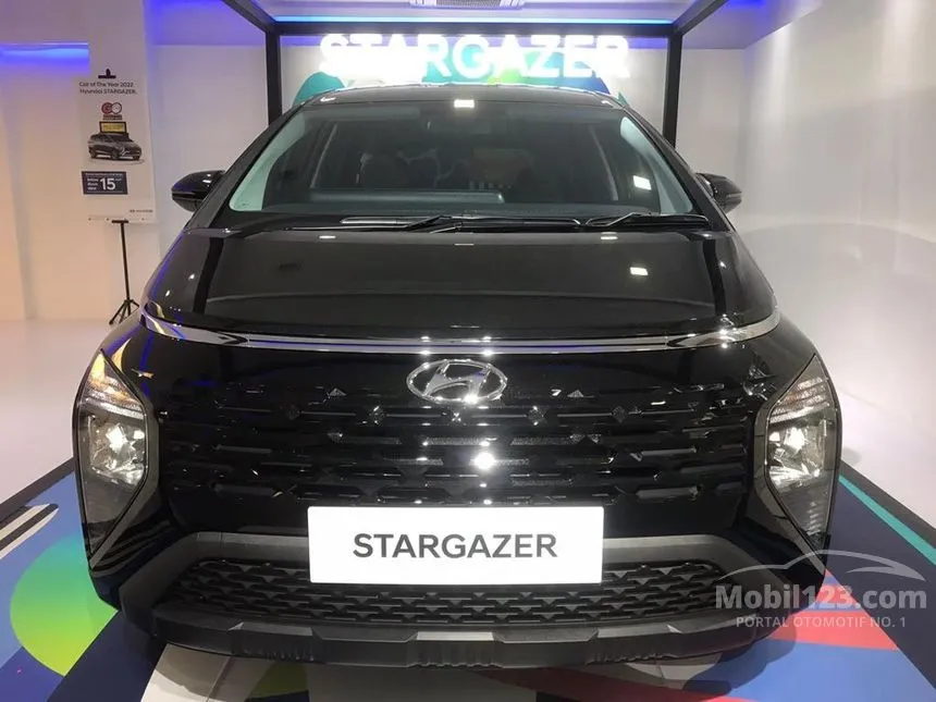 Jual Mobil Hyundai Stargazer 2024 Essential 1.5 di Banten Automatic Wagon Hitam Rp 260.000.000