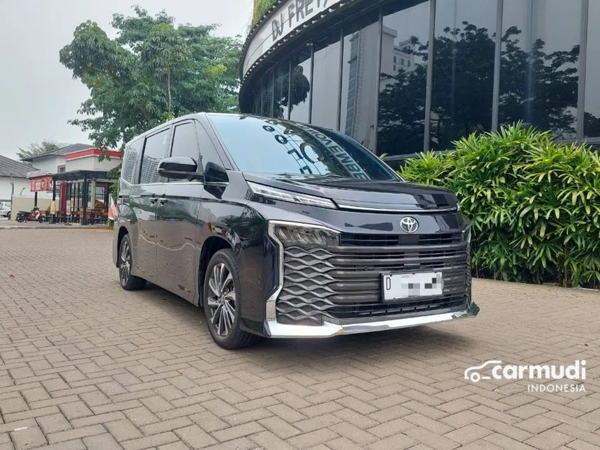 Jual Mobil Toyota Voxy 2022 2.0 di DKI Jakarta Automatic Van Wagon Ungu Rp 498.000.000