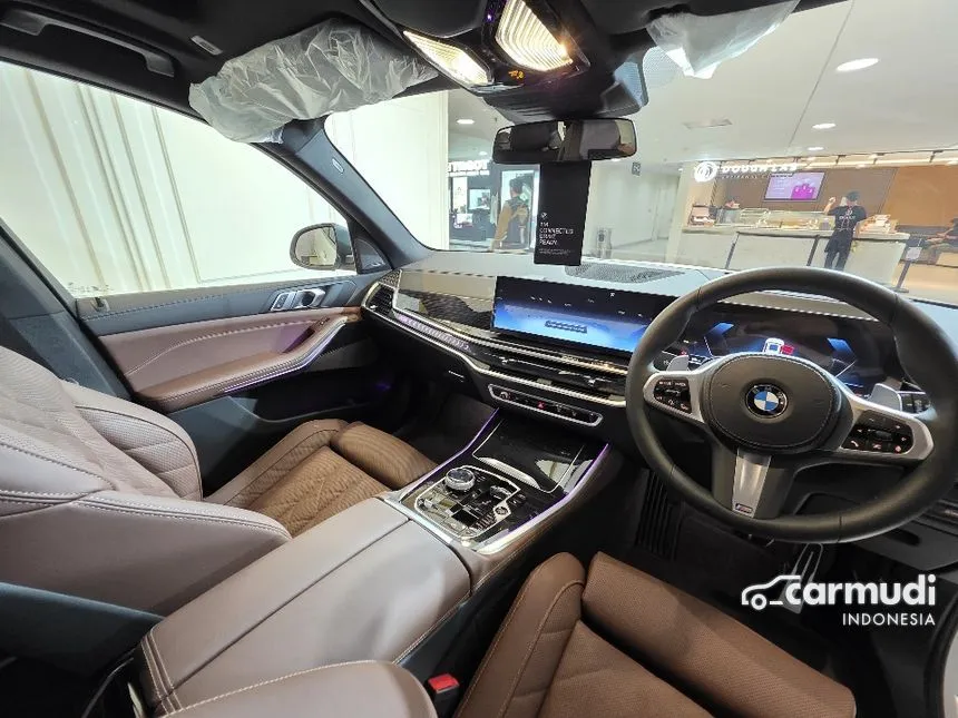 2025 BMW X5 xDrive40i M Sport SUV