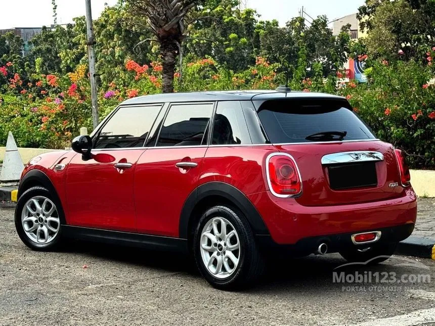 2017 MINI Cooper Hatchback