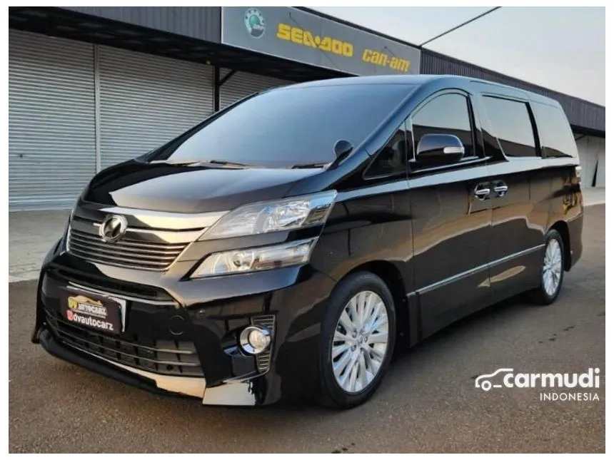 2013 Toyota Vellfire Z Van Wagon