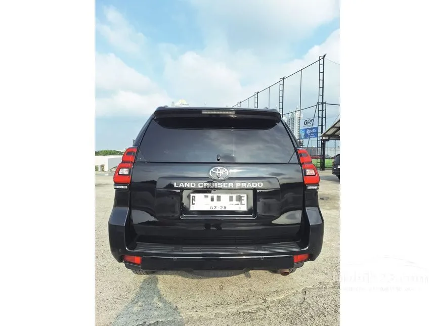 2013 Toyota Land Cruiser Prado TX L SUV
