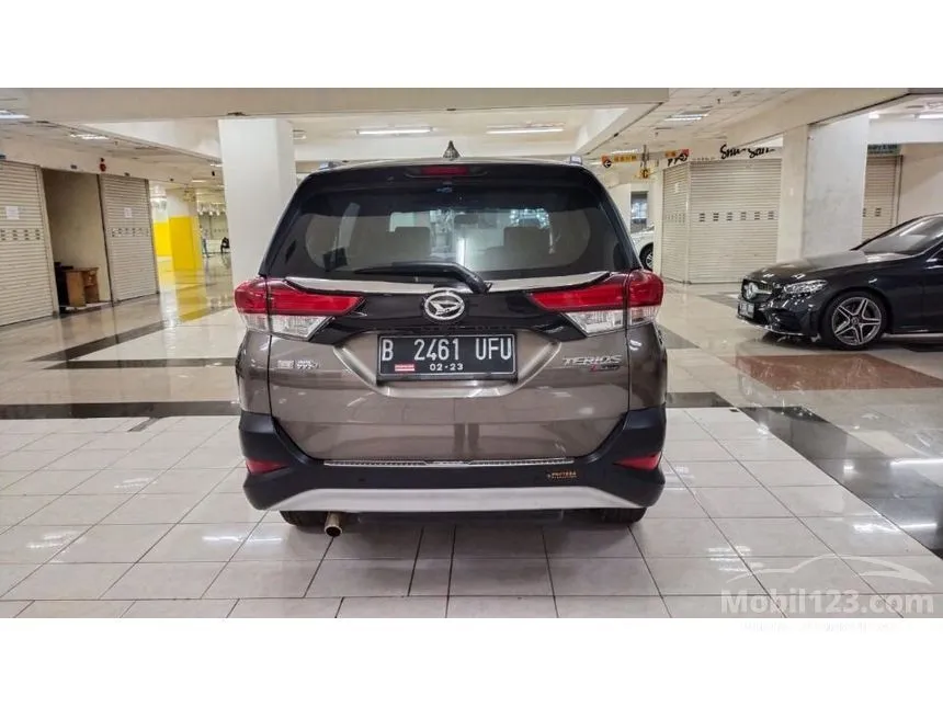 2018 Daihatsu Terios R Deluxe SUV