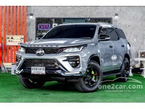 2016 Toyota FORTUNER 2.4 V SUV