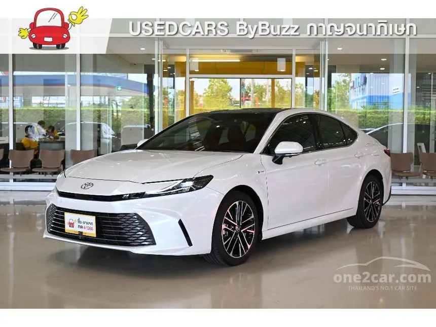2025 Toyota CAMRY HEV Premium Luxury Sedan