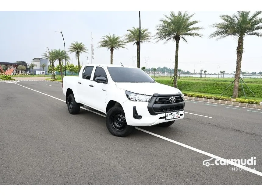 2023 Toyota Hilux E Double Cab 4X4 Pickup