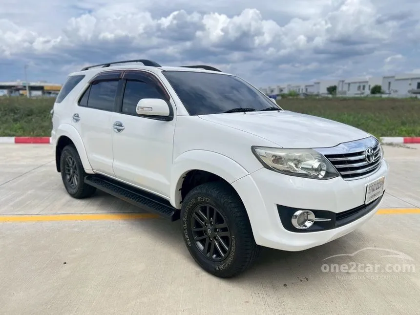 2015 Toyota FORTUNER V SUV