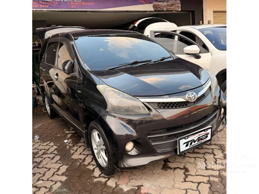 2012 Toyota Avanza Veloz MPV